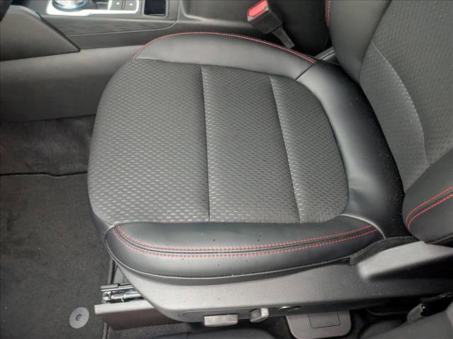 Certified 2025 Ford Escape ST-Line w/ Tech Pack #1 video 3