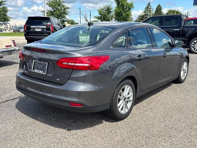 Certified 2017 Ford Focus SE FWD image 5