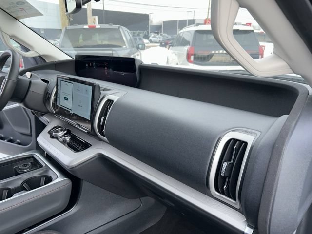 Certified 2025 Ford Expedition Max Active AWD/4WD image 40