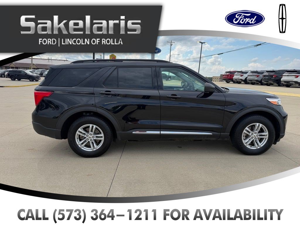 Certified 2022 Ford Explorer XLT w/ Equipment Group 202A AWD/4WD image 4