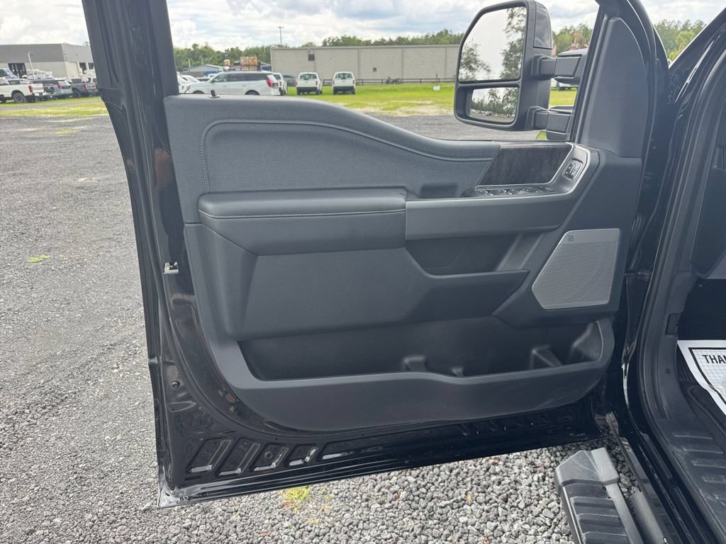 Certified 2026 Ford F250 Lariat AWD/4WD image 33