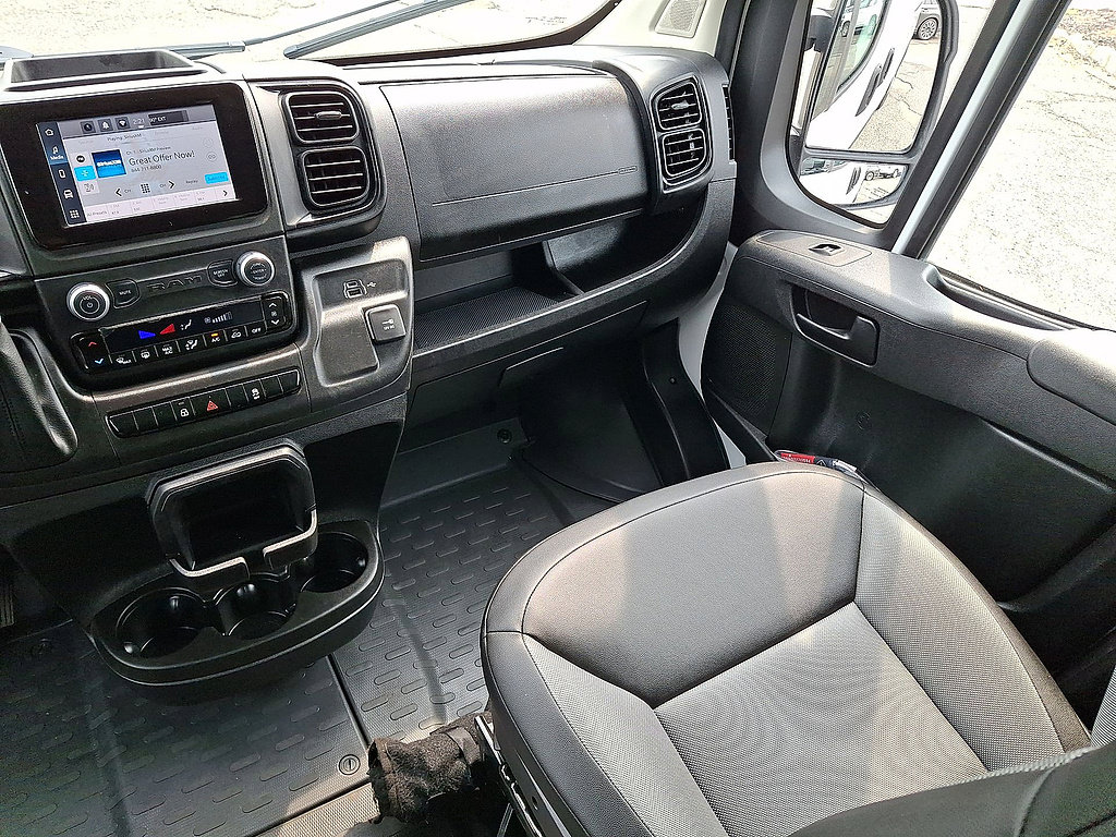 Used 2026 RAM ProMaster 2500 w/ Convenience Group FWD image 11