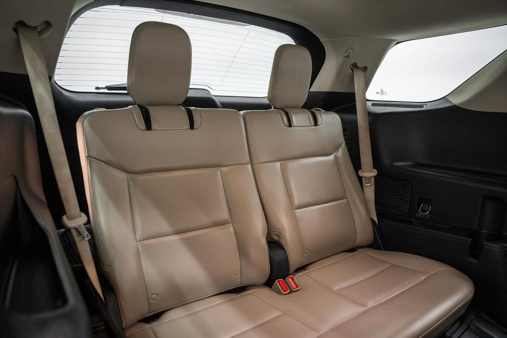 Certified 2021 Ford Explorer XLT w/ Equipment Group 202A image 36