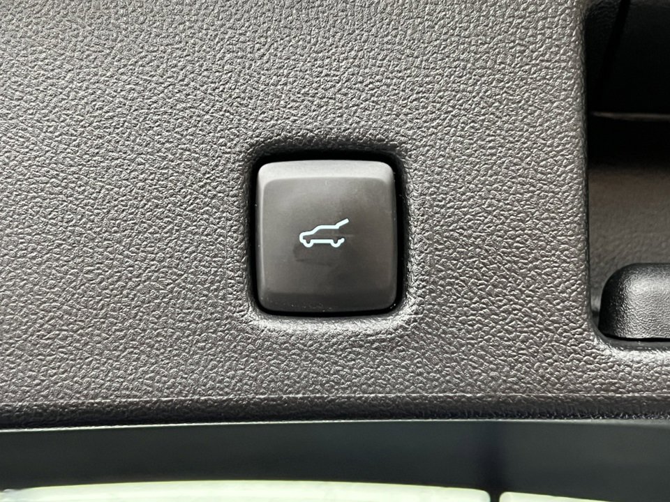 Certified 2023 Ford Escape ST-Line w/ Tech Pack #1 image 33