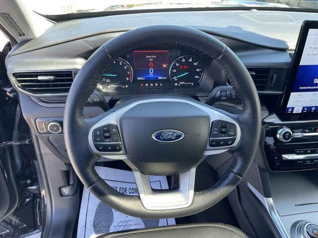 Certified 2023 Ford Explorer Limited w/ Limited Technology Package AWD/4WD image 7