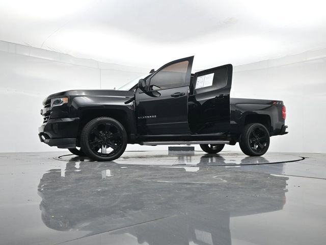 Used 2018 Chevrolet Silverado 1500 LT w/ All Star Edition image 48
