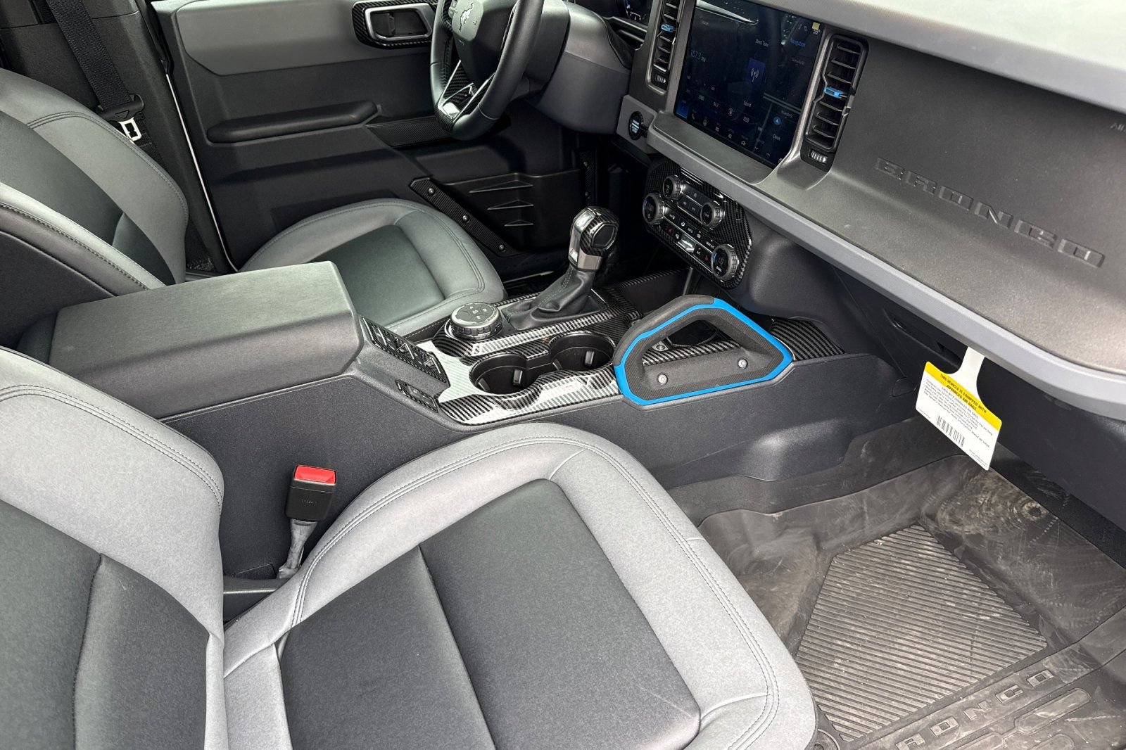 Certified 2024 Ford Bronco Black Diamond AWD/4WD image 17