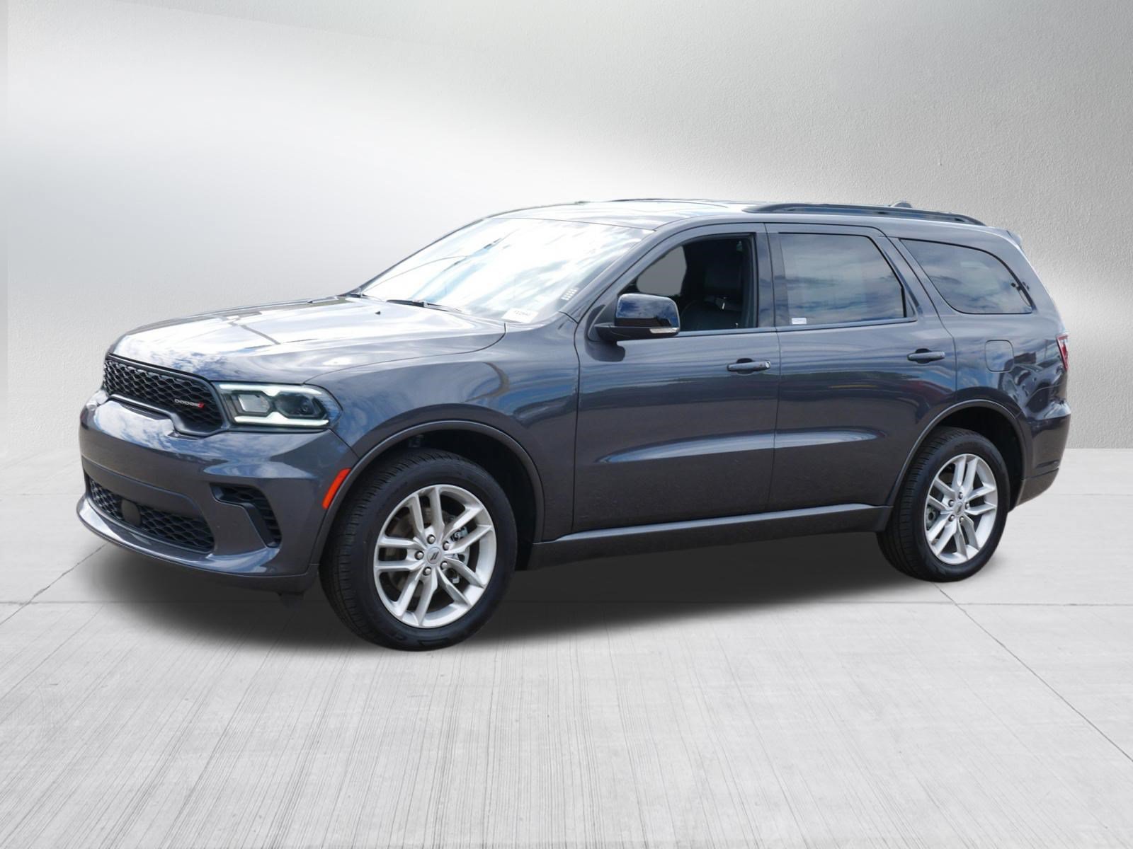 Used 2024 Dodge Durango GT AWD/4WD image 3