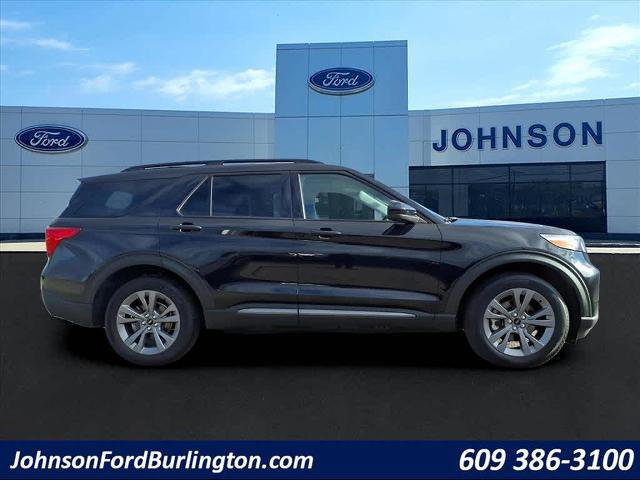 Certified 2022 Ford Explorer XLT w/ Equipment Group 202A image 10