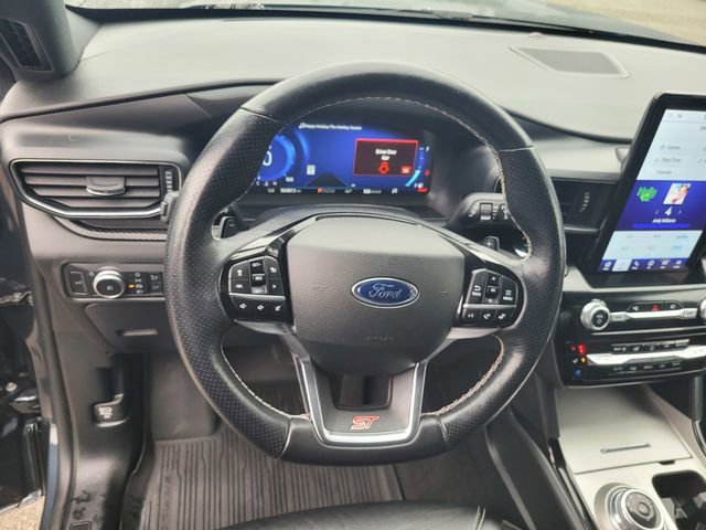 Certified 2022 Ford Explorer ST w/ Equipment Group 401A image 30