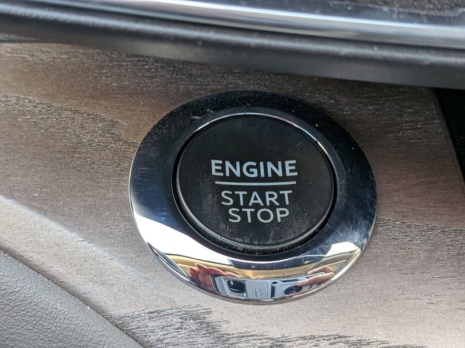 Certified 2023 Ford Explorer Platinum w/ Technology Package image 33