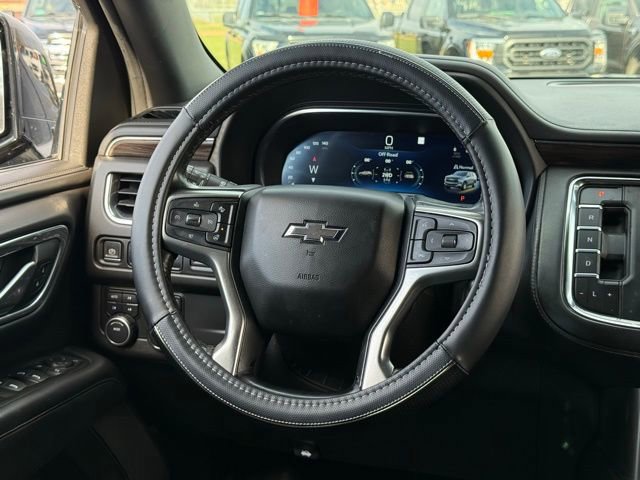 Used 2022 Chevrolet Tahoe Z71 w/ Luxury Package image 21