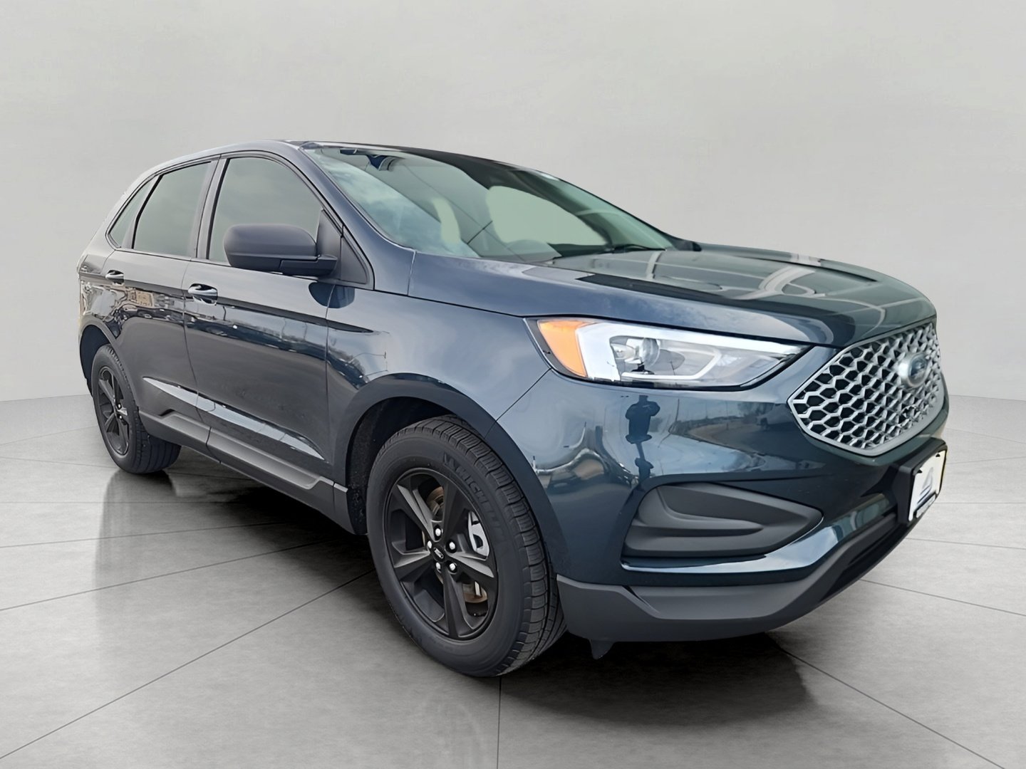 Certified 2023 Ford Edge SE image 1