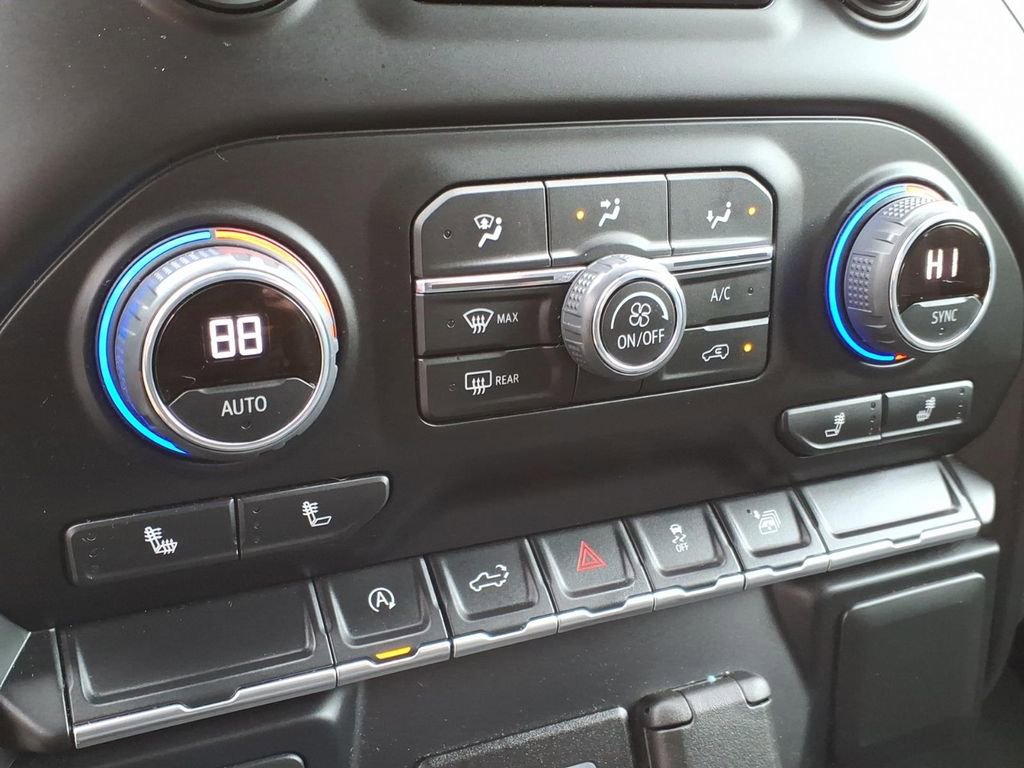 Used 2022 Chevrolet Silverado 1500 LT image 25