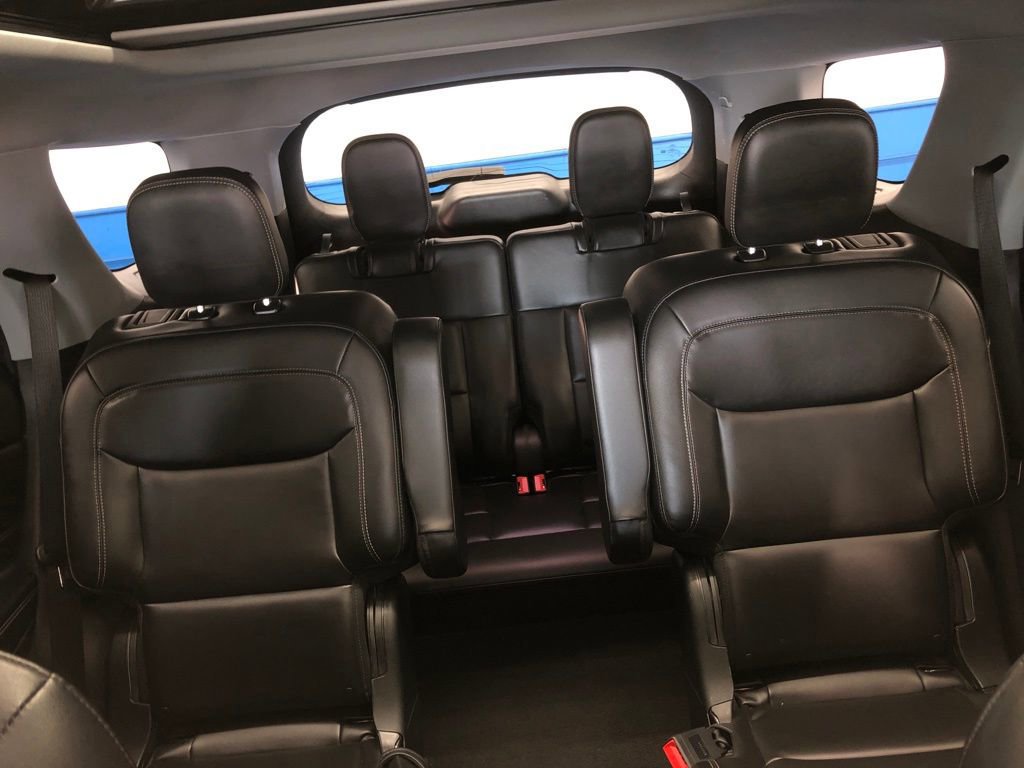 Certified 2022 Ford Explorer XLT w/ Equipment Group 202A image 19