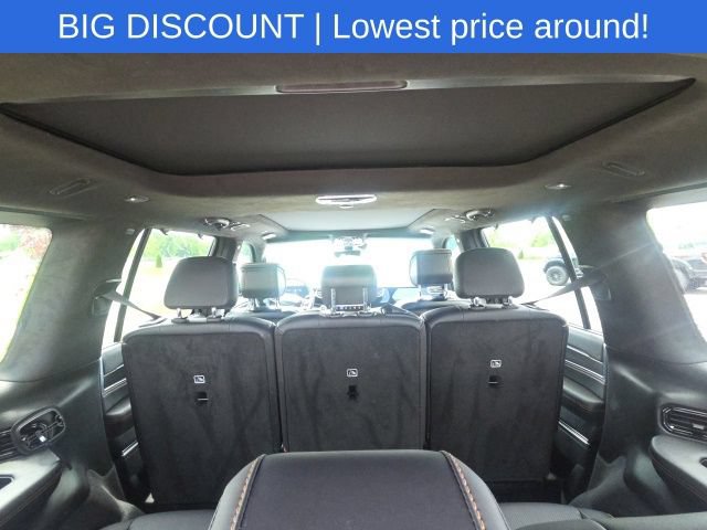 Used 2024 Jeep Grand Wagoneer Series III w/ Quick Order Packagew 28T AWD/4WD image 17
