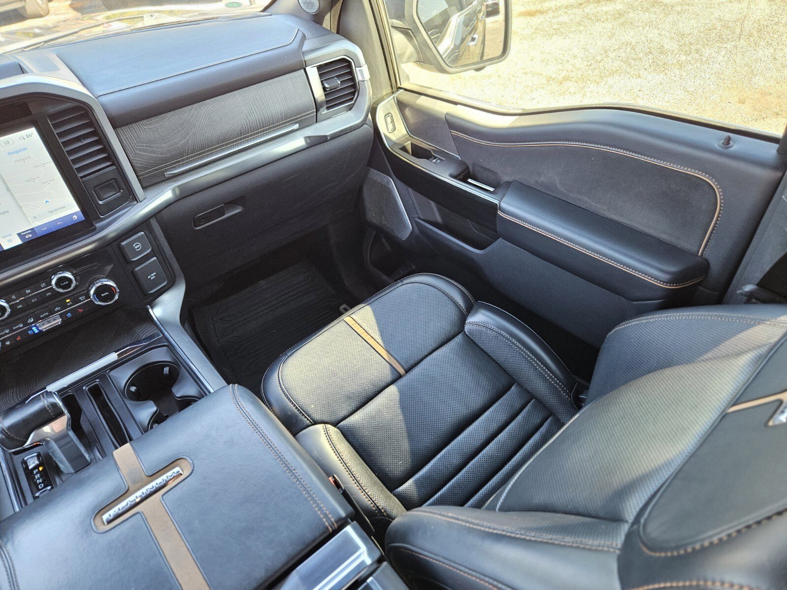 Certified 2022 Ford F150 Platinum w/ Equipment Group 701A High image 17