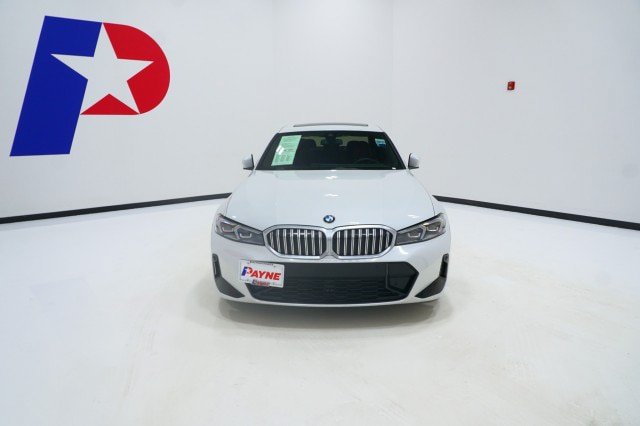 Used 2023 BMW 330i Sedan w/ M Sport Package RWD image 2