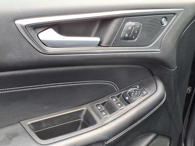Certified 2024 Ford Edge Titanium AWD/4WD image 16