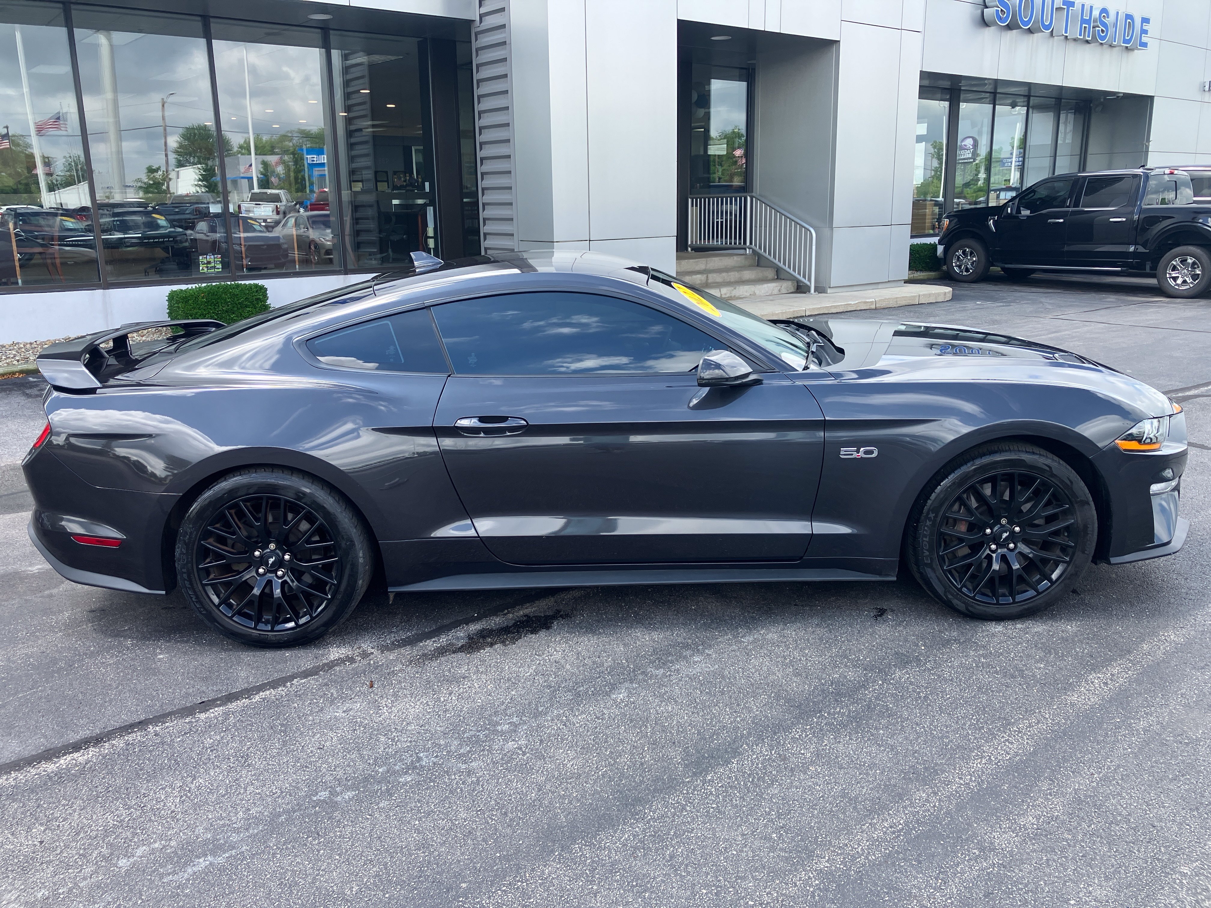 Certified 2022 Ford Mustang GT Premium w/ GT Performance Package RWD image 9