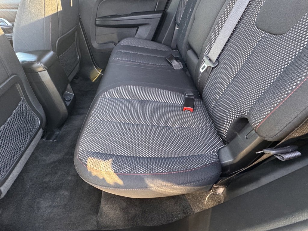 Used 2017 GMC Terrain SLE image 29