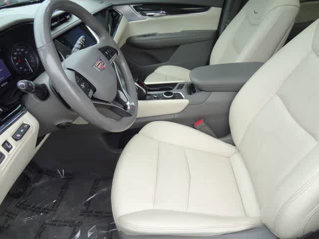 Used 2020 Cadillac XT6 Premium Luxury FWD image 6