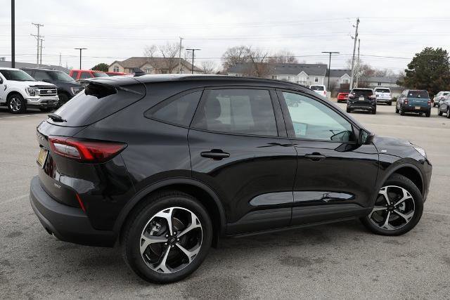 Certified 2025 Ford Escape ST-Line Elite w/ Tech Pack #1 image 3
