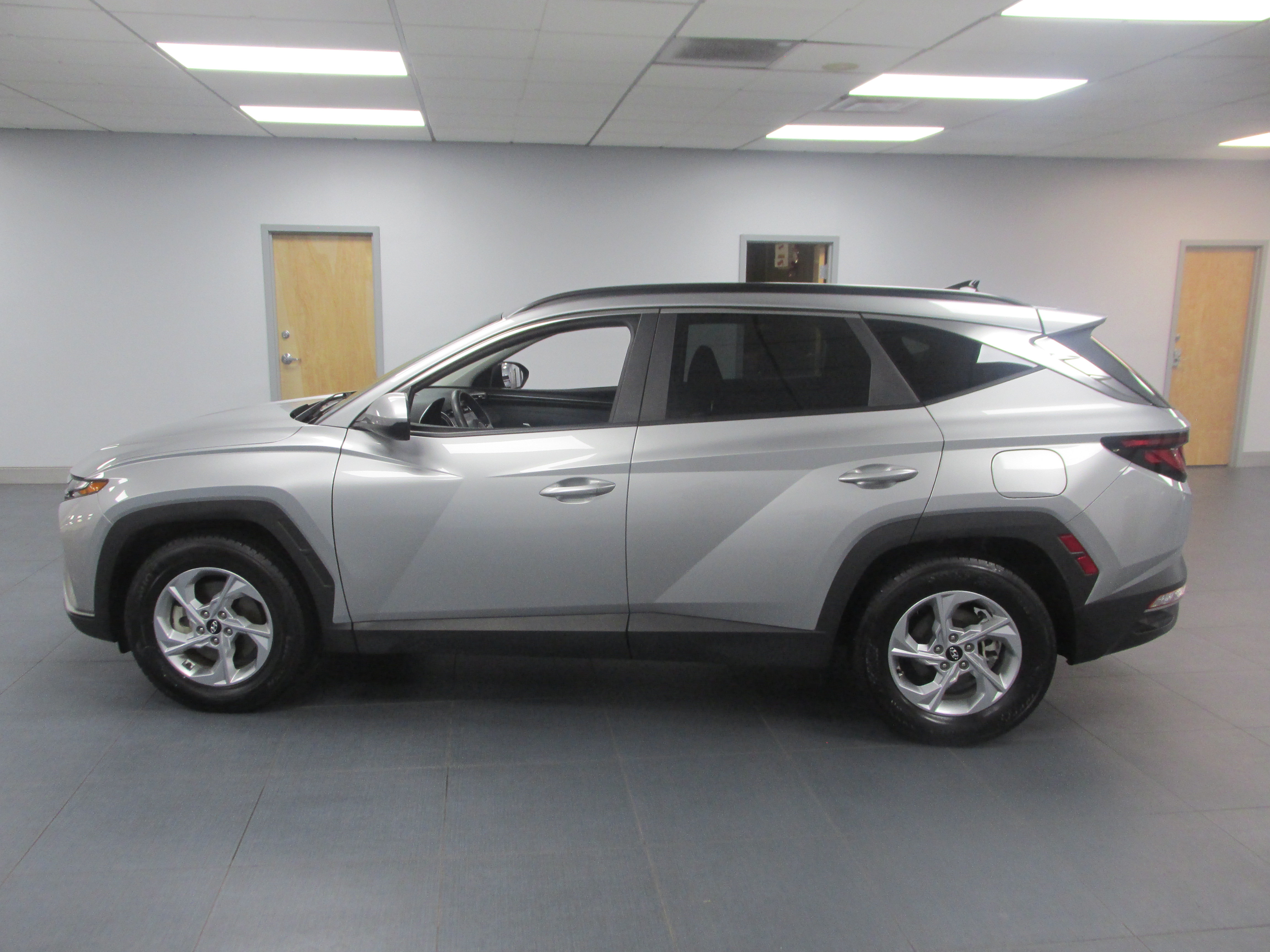Used 2024 Hyundai Tucson SEL FWD image 8