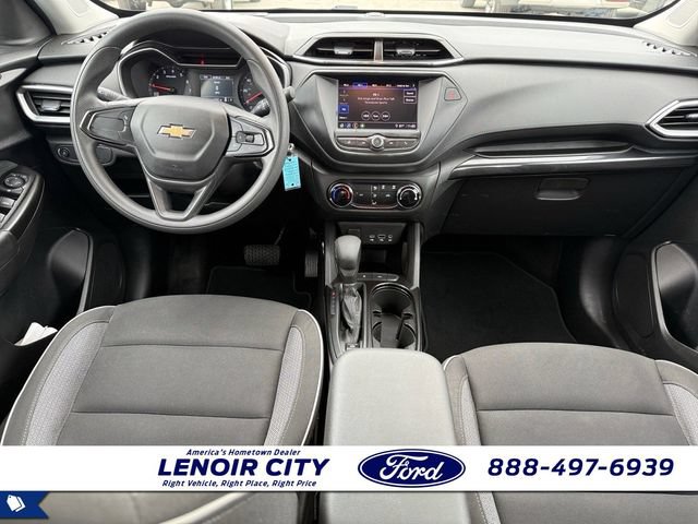Used 2023 Chevrolet TrailBlazer LS FWD image 15