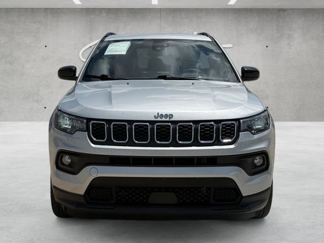 Used 2024 Jeep Compass Latitude AWD/4WD image 19