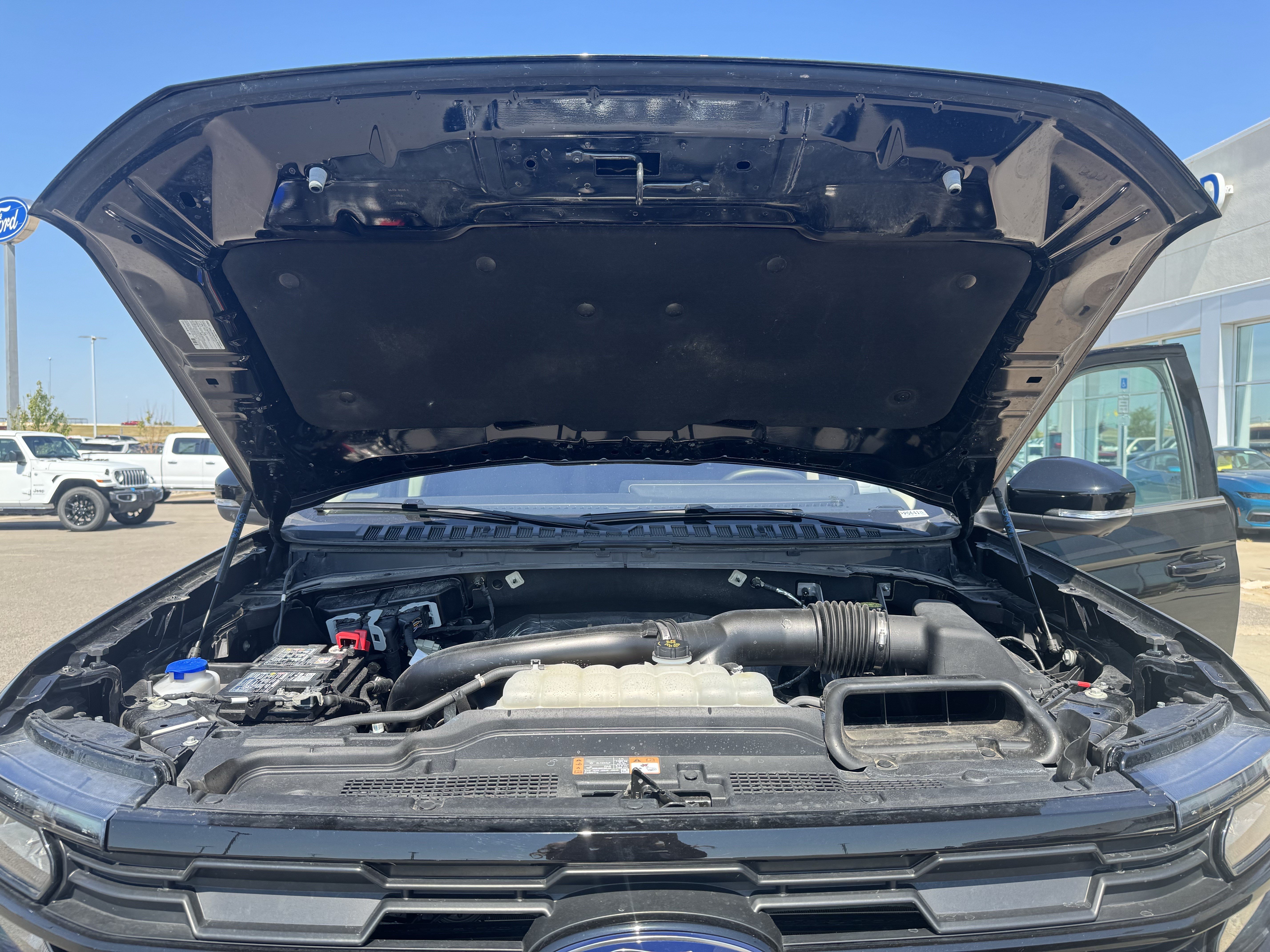 Certified 2025 Ford Expedition Max Active AWD/4WD image 11