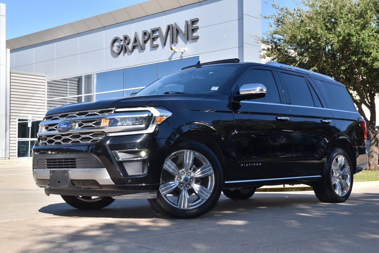 Certified 2022 Ford Expedition Platinum RWD image 2