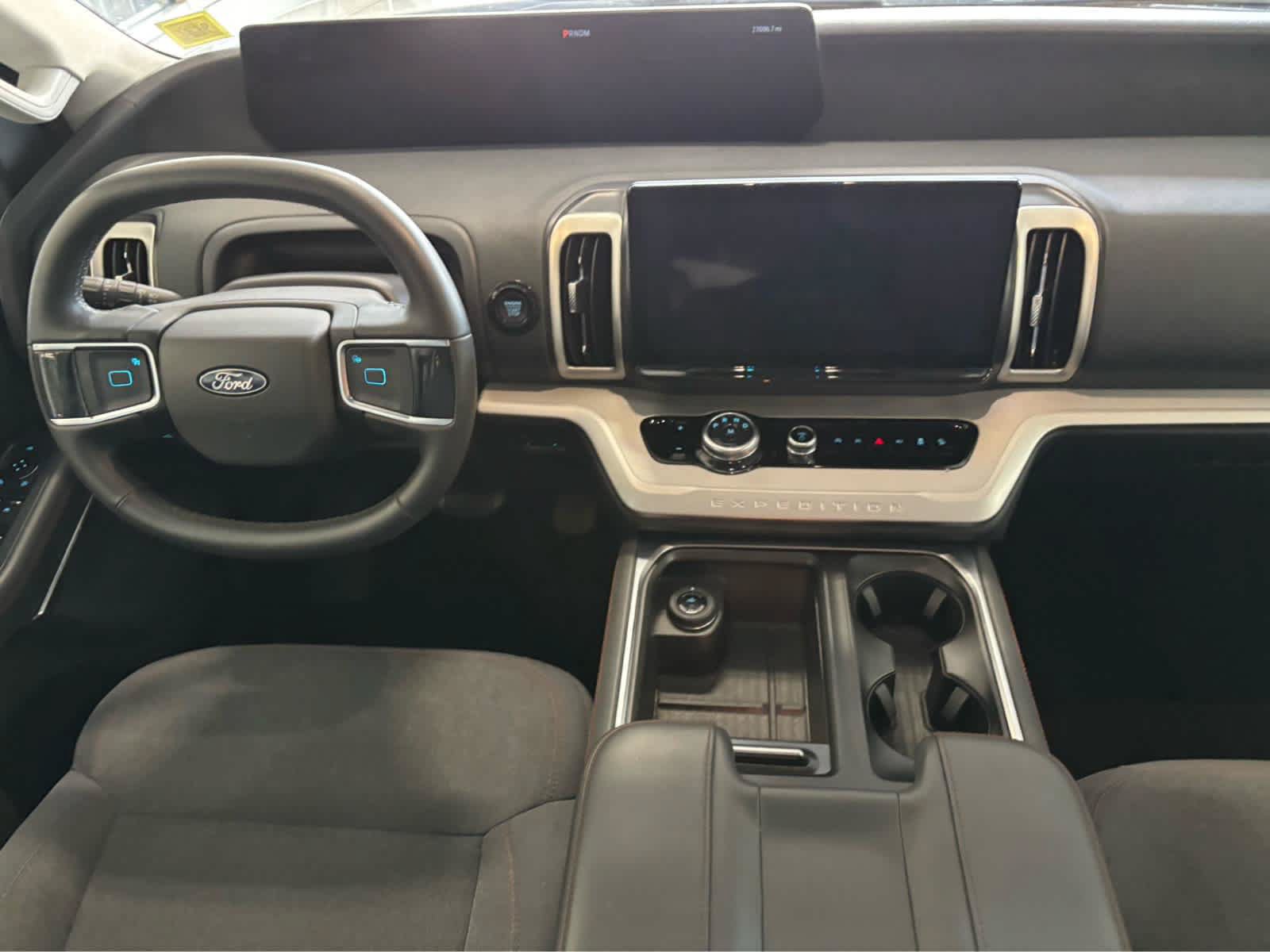 Certified 2025 Ford Expedition Active AWD/4WD image 10