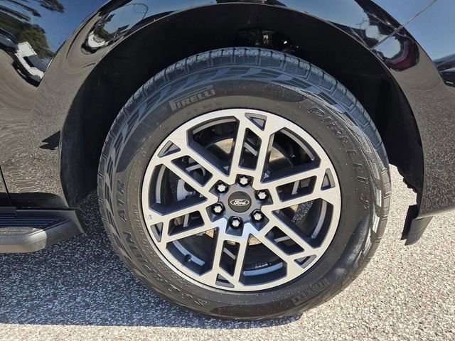 Certified 2025 Ford Expedition Active image 11