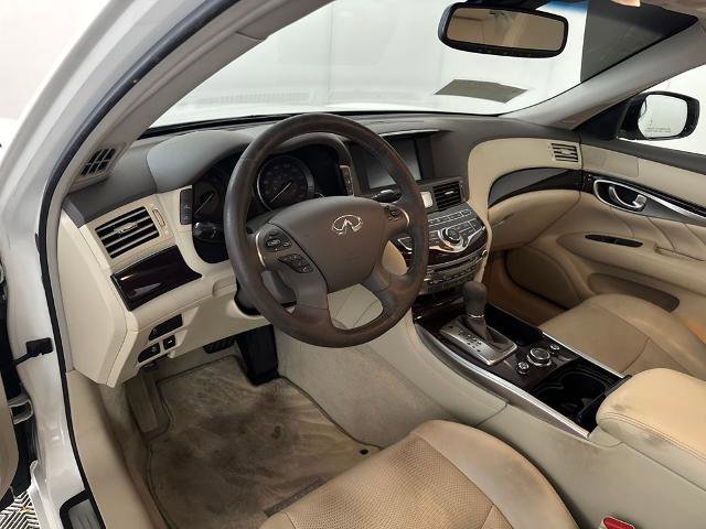 Used 2019 INFINITI Q70 Luxe image 9