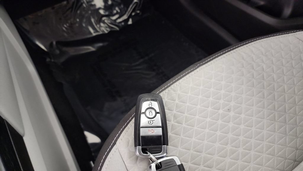 Certified 2024 Ford Escape Active FWD image 21