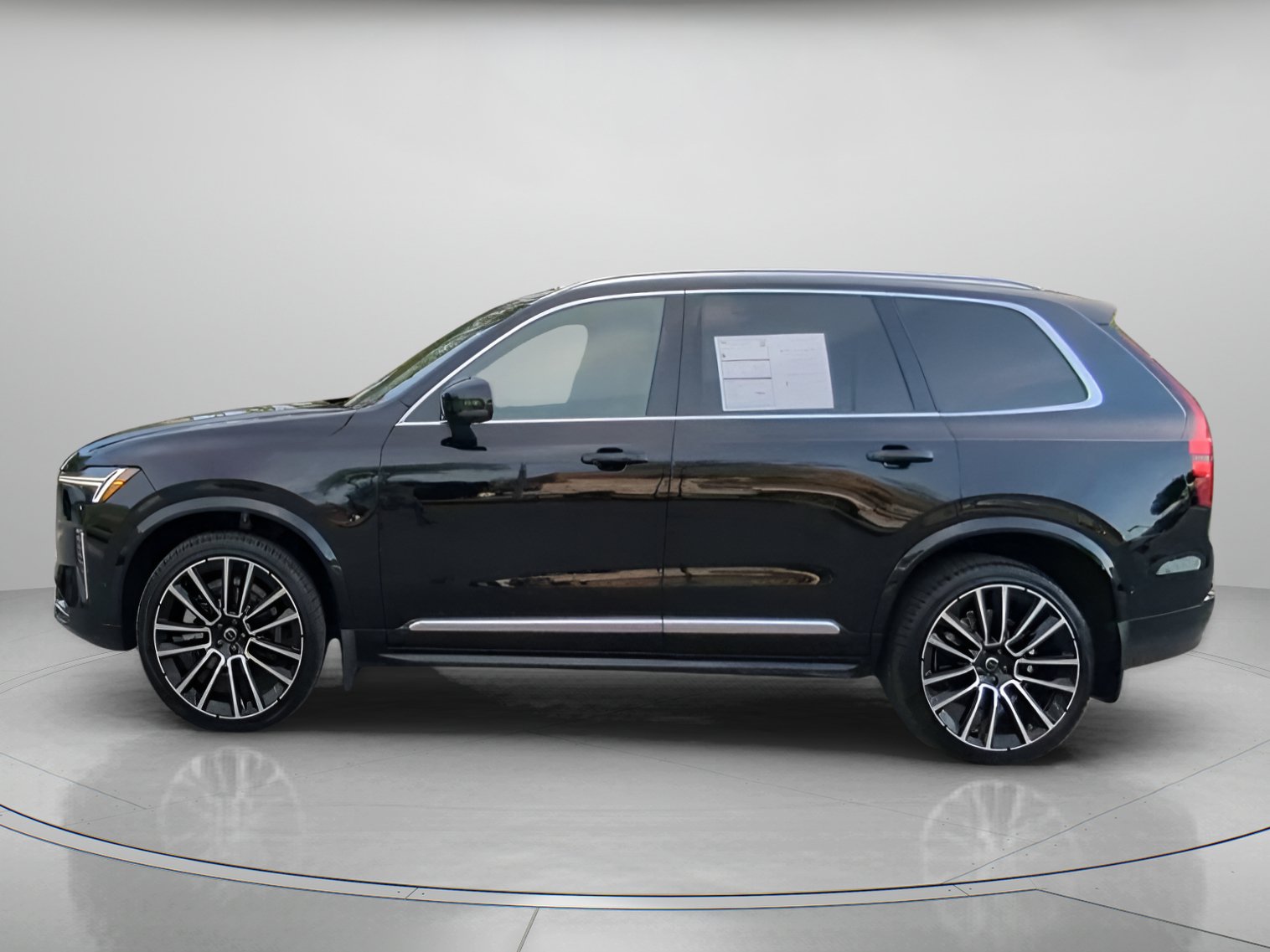 Used 2026 Volvo XC90 B6 Plus w/ Protection Package Premier AWD/4WD image 16