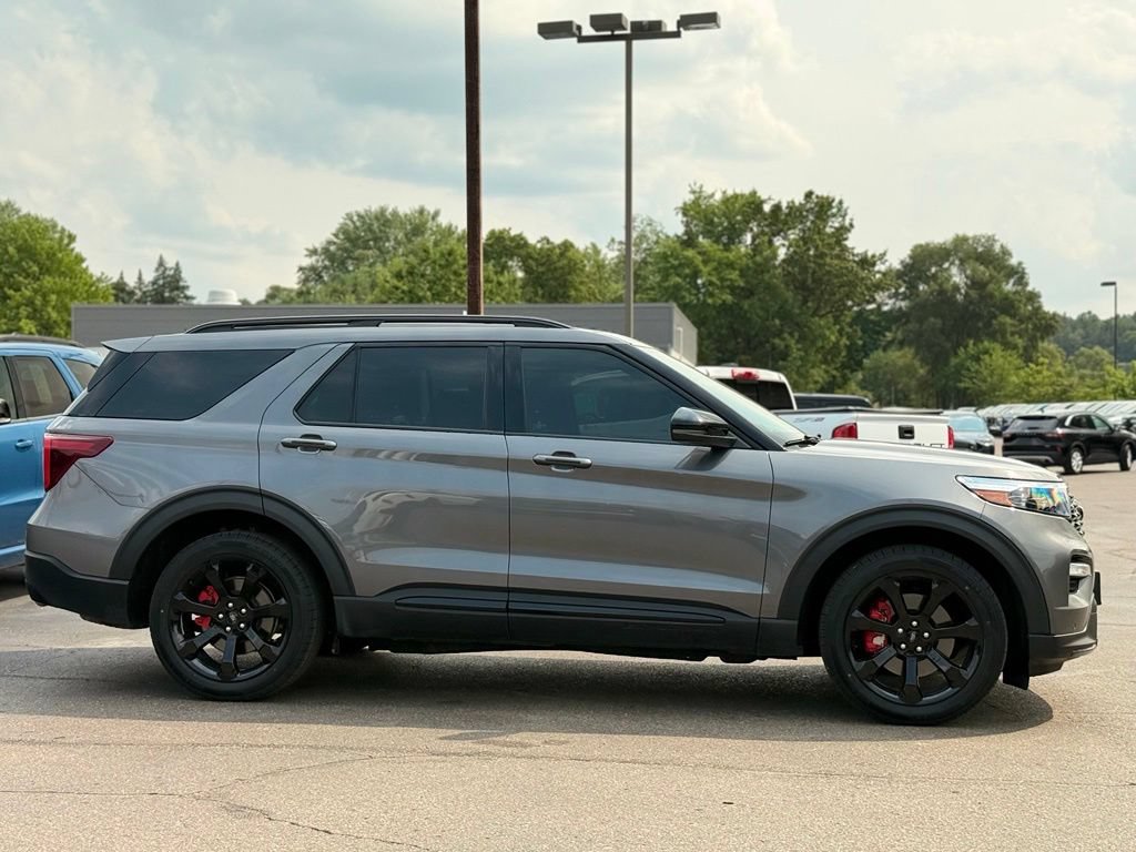 Certified 2023 Ford Explorer ST w/ Technology Package AWD/4WD image 36