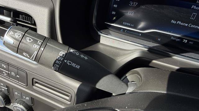 Used 2023 Chevrolet Tahoe Premier AWD/4WD image 14