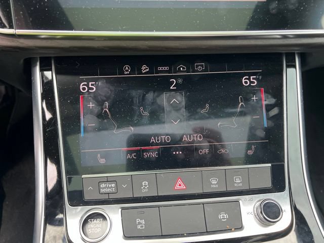 Used 2021 Audi Q7 3.0T Premium AWD/4WD image 9
