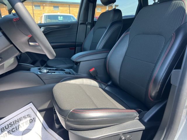 Certified 2024 Ford Escape ST-Line w/ Tech Pack #1 AWD/4WD image 23