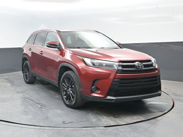 Used 2019 Toyota Highlander SE AWD/4WD image 2