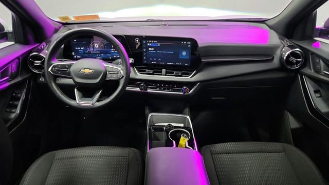 Used 2025 Chevrolet Equinox LT FWD image 17