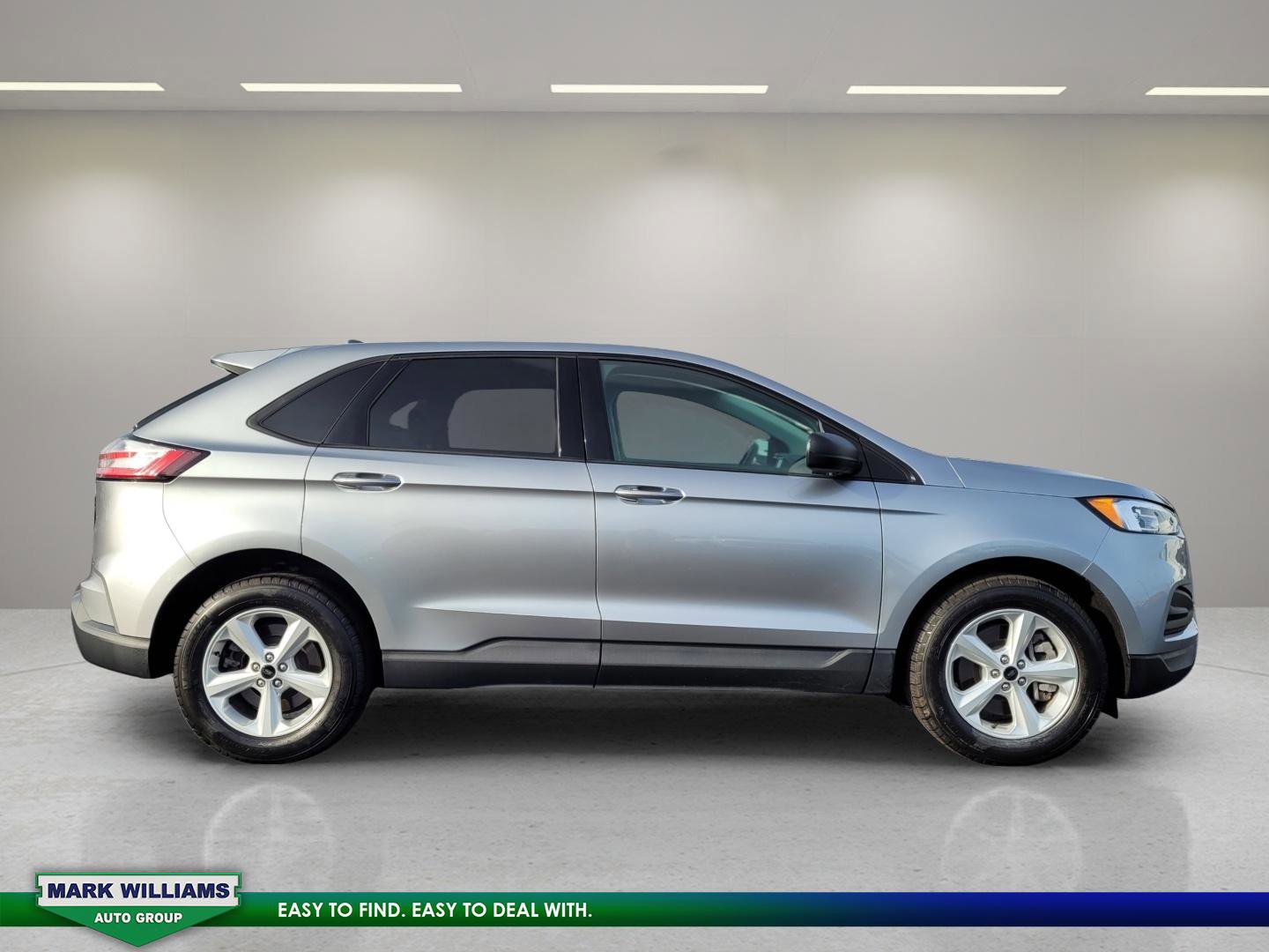 Certified 2023 Ford Edge SE image 6
