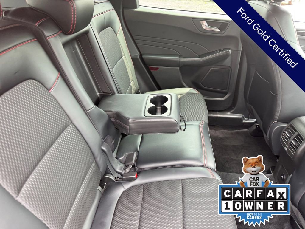 Certified 2025 Ford Escape ST-Line w/ Tech Pack #1 FWD image 26