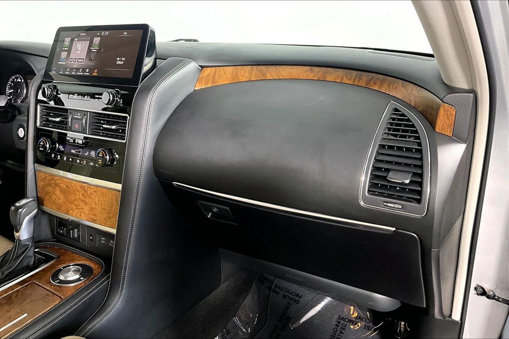 Used 2021 Nissan Armada SL w/ Captain's Chairs Package RWD image 16