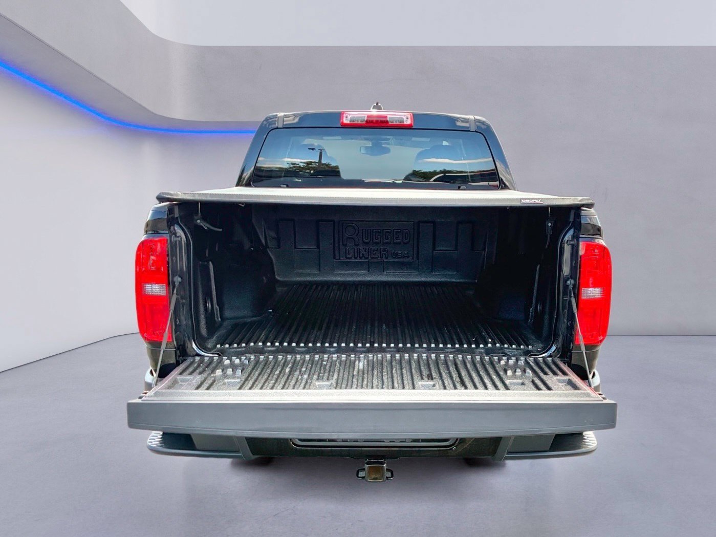 Used 2022 Chevrolet Colorado LT RWD image 9