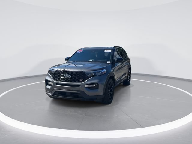 Certified 2023 Ford Explorer ST w/ Equipment Group 401A AWD/4WD image 2