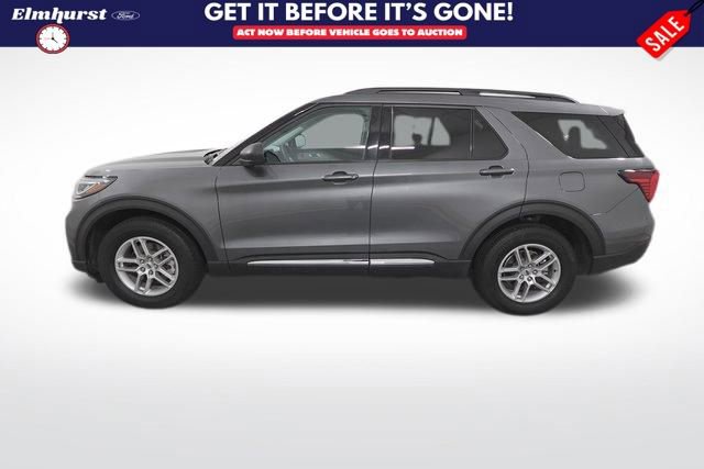 Certified 2025 Ford Explorer Active image 2
