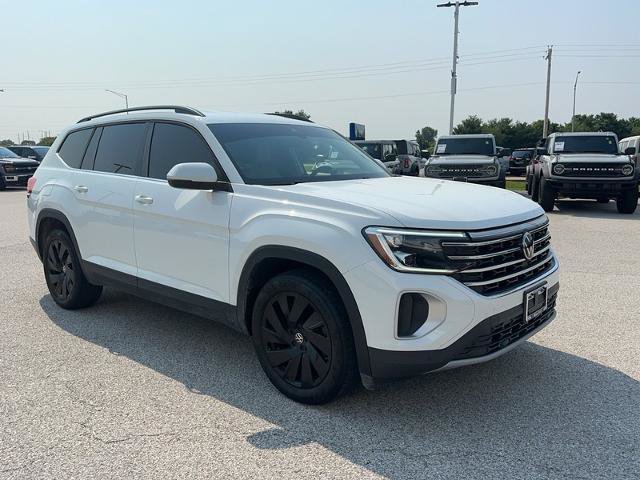 Used 2024 Volkswagen Atlas SE AWD/4WD image 8